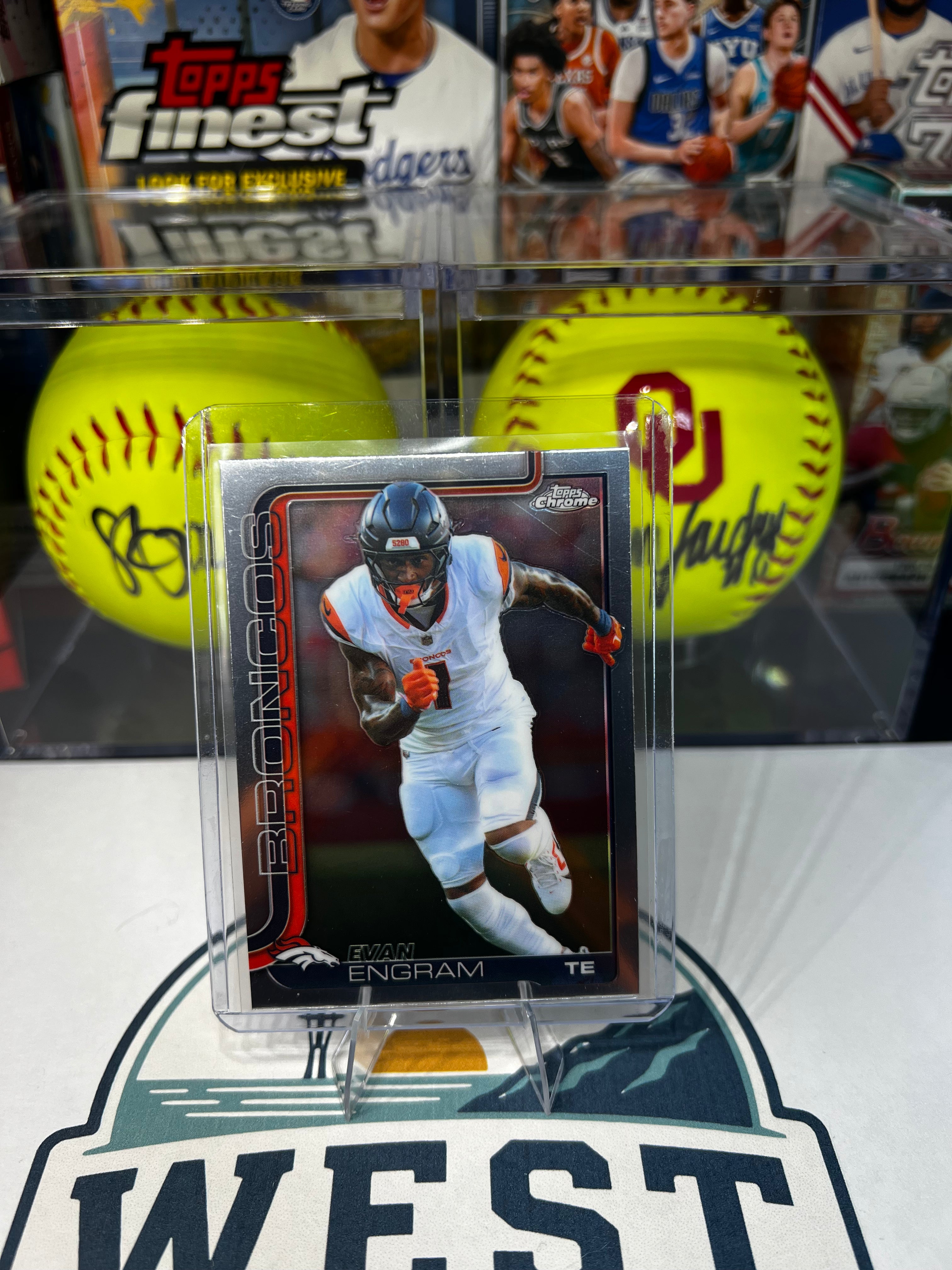 Evan Engram - 2025 Topps Chrome #92